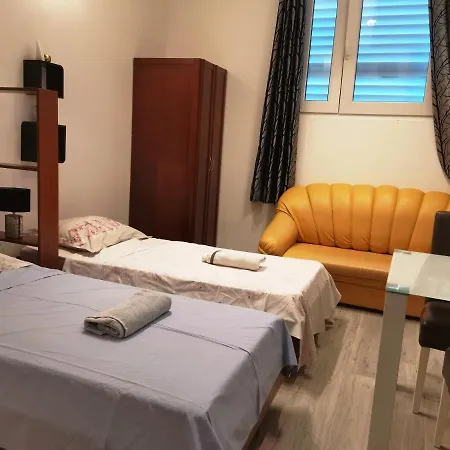 Studio Apartments * سبليت