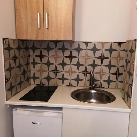شقة Studio Apartments سبليت