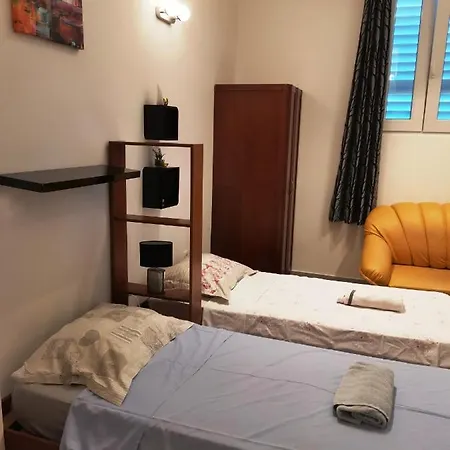 شقة Studio Apartments سبليت