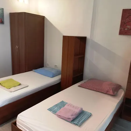 Studio Apartments شقة سبليت