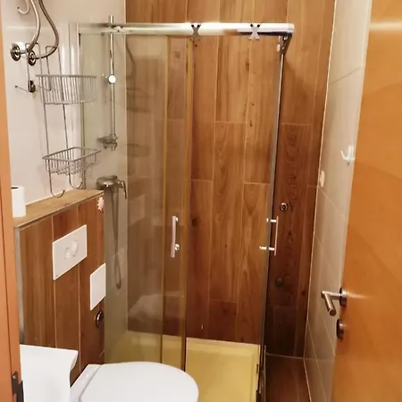 Studio Apartments * سبليت